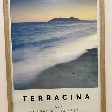 Appartamento Il Giglio Terracina Exterior photo
